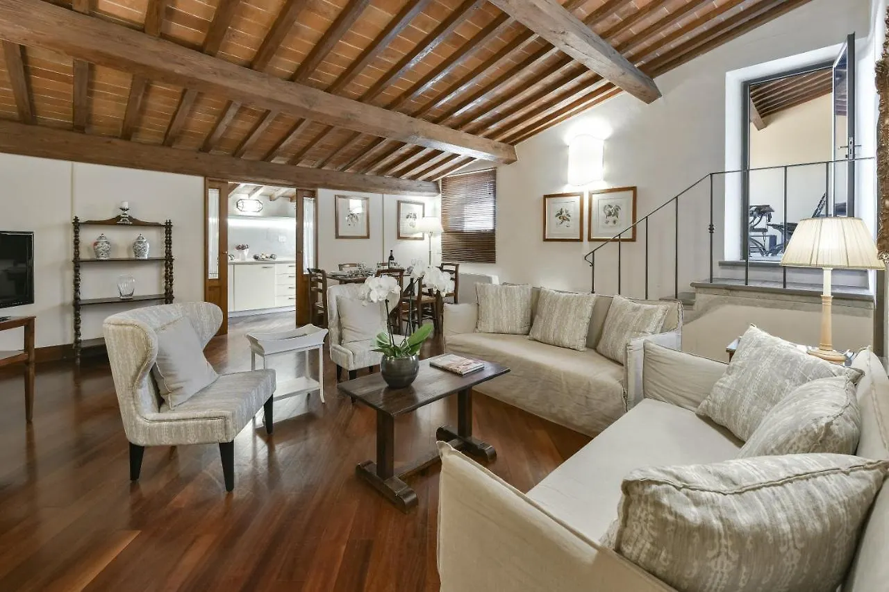 Buonarroti Big Apartment With Terrace In Oltrarno Florenz 0*,  Italien
